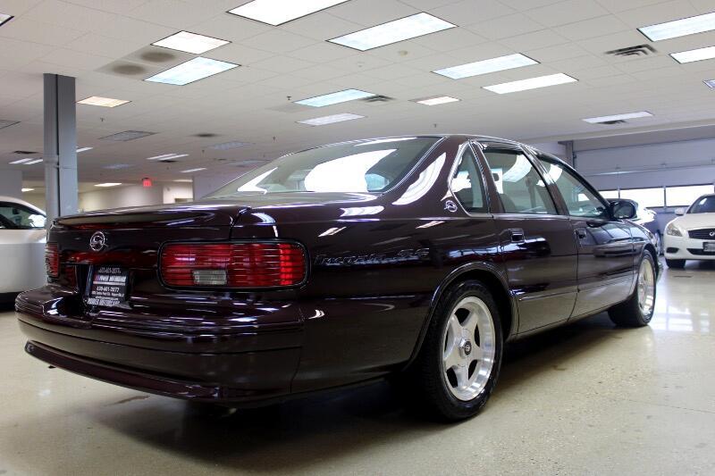 Chevrolet-Caprice-1995-Sedan-3