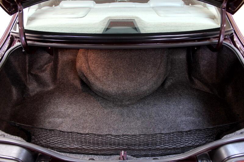 Chevrolet-Caprice-1995-Sedan-33