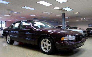 Chevrolet-Caprice-1995-Sedan