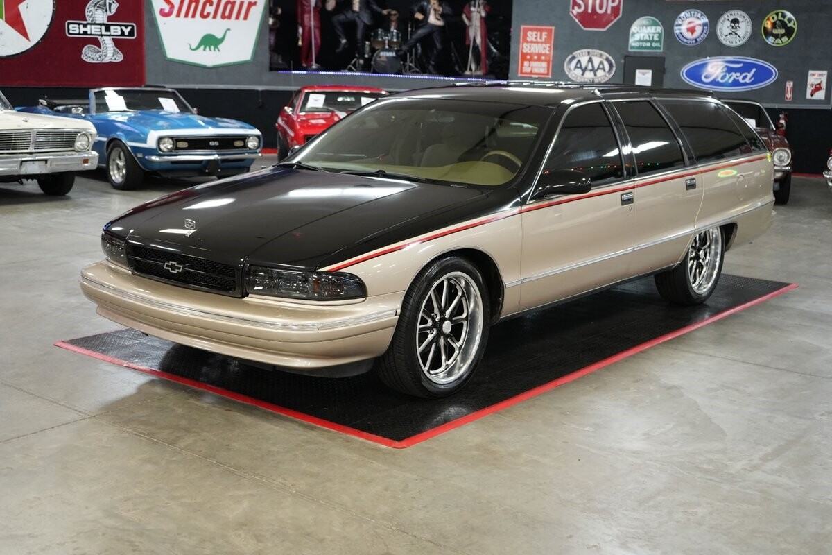 Chevrolet-Caprice-1995-Station-Wagon-1