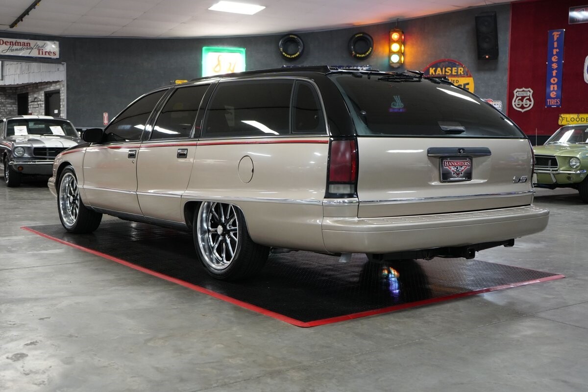 Chevrolet-Caprice-1995-Station-Wagon-17
