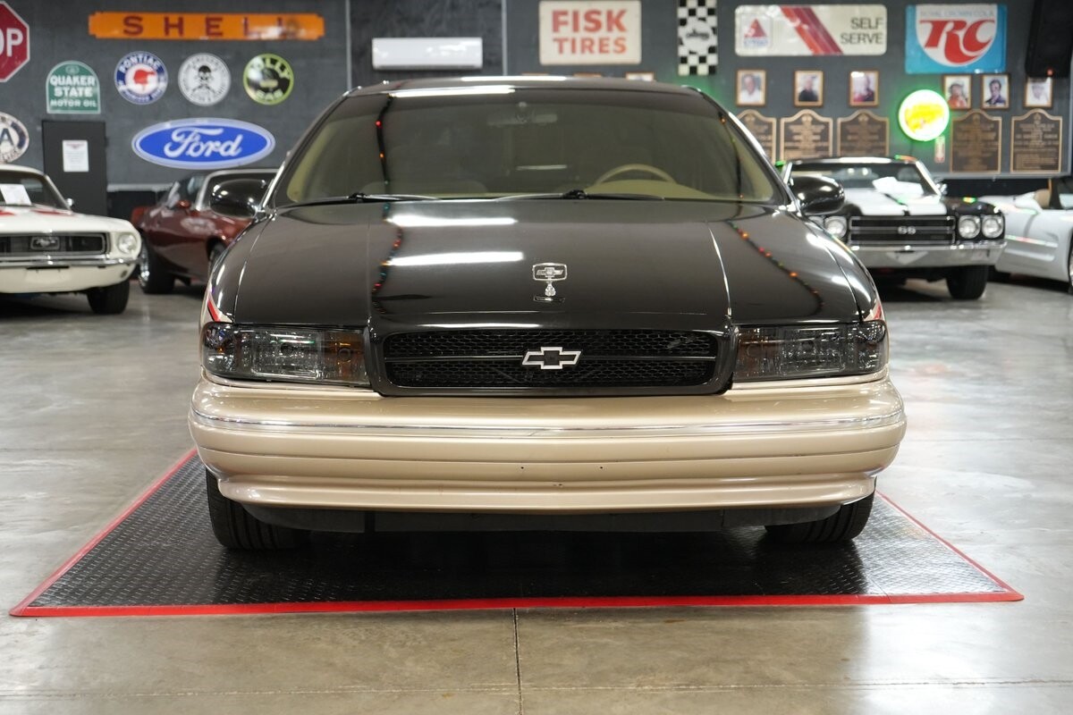 Chevrolet-Caprice-1995-Station-Wagon-22