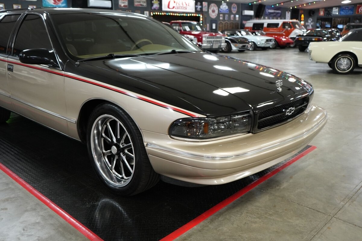 Chevrolet-Caprice-1995-Station-Wagon-26