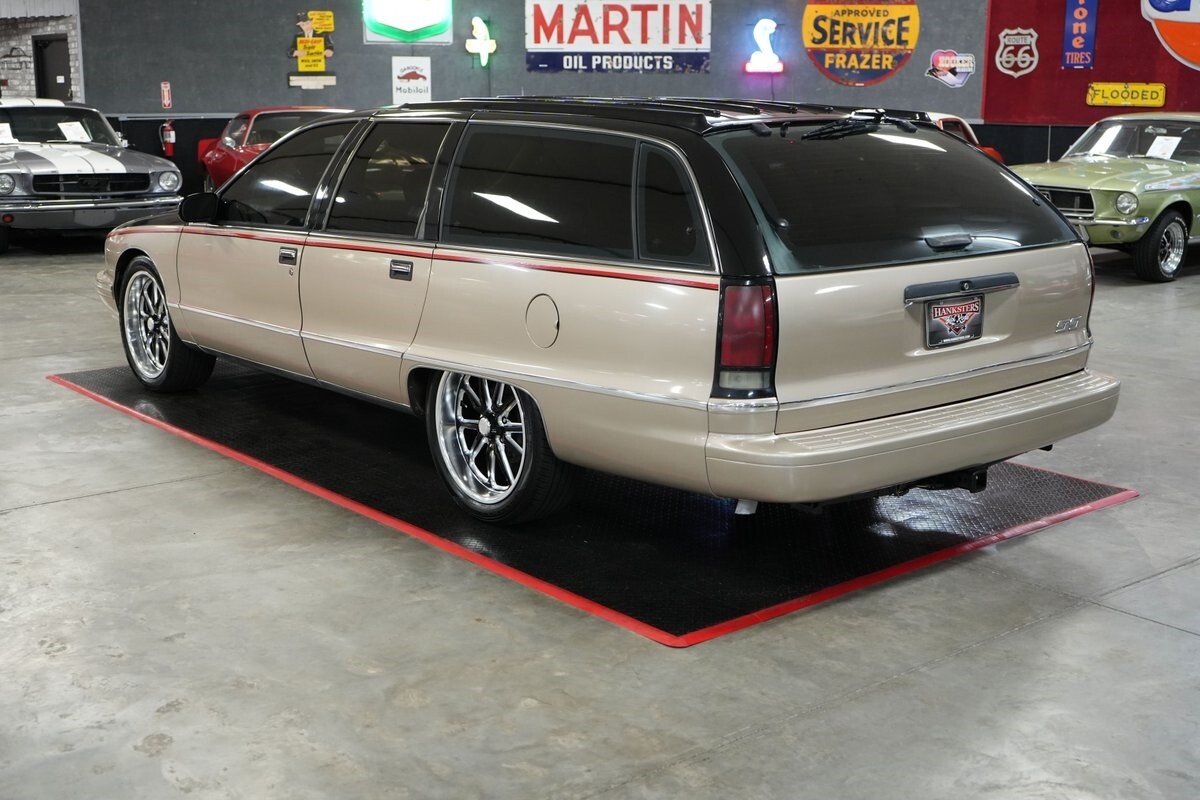 Chevrolet-Caprice-1995-Station-Wagon-3