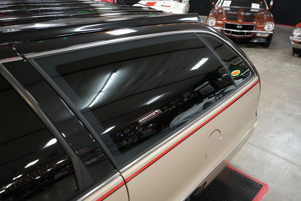 Chevrolet-Caprice-1995-Station-Wagon-35