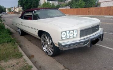 Chevrolet-Caprice-classic-1975-3