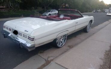 Chevrolet-Caprice-classic-1975-7