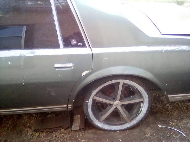 Chevrolet-Caprice-classic-1978-Green-1
