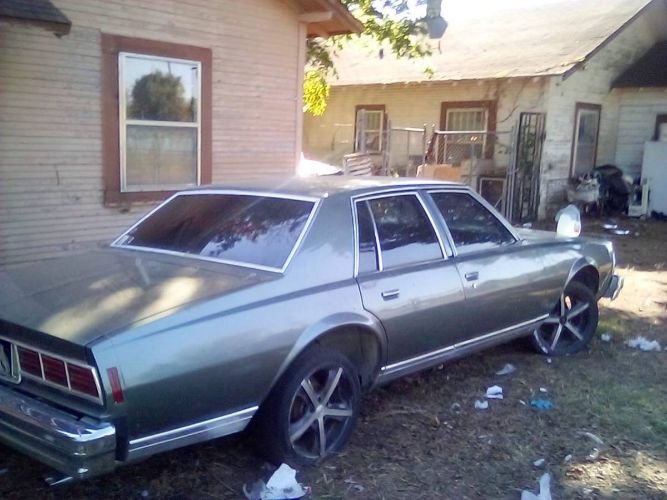 Chevrolet-Caprice-classic-1978-Green-5