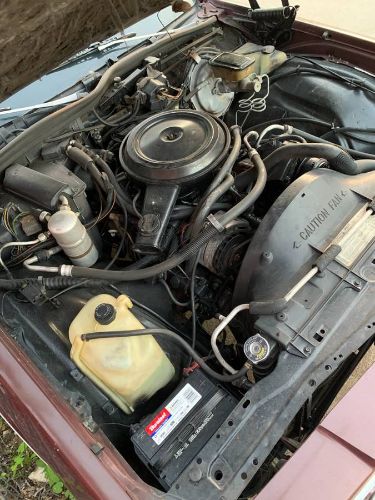 Chevrolet-Caprice-classic-1984-Red-27