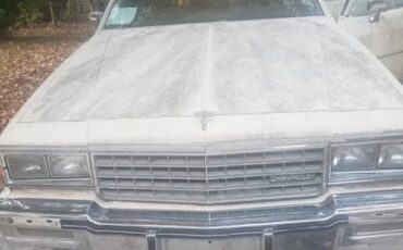 Chevrolet-Caprice-classic-1985-1
