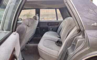 Chevrolet-Caprice-classic-1989-8