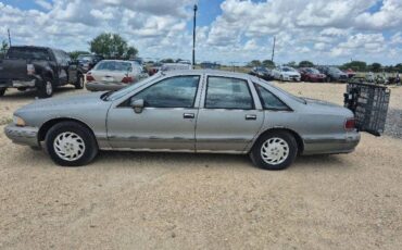Chevrolet-Caprice-classic-1994-1