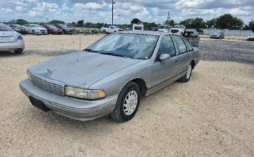 Chevrolet-Caprice-classic-1994