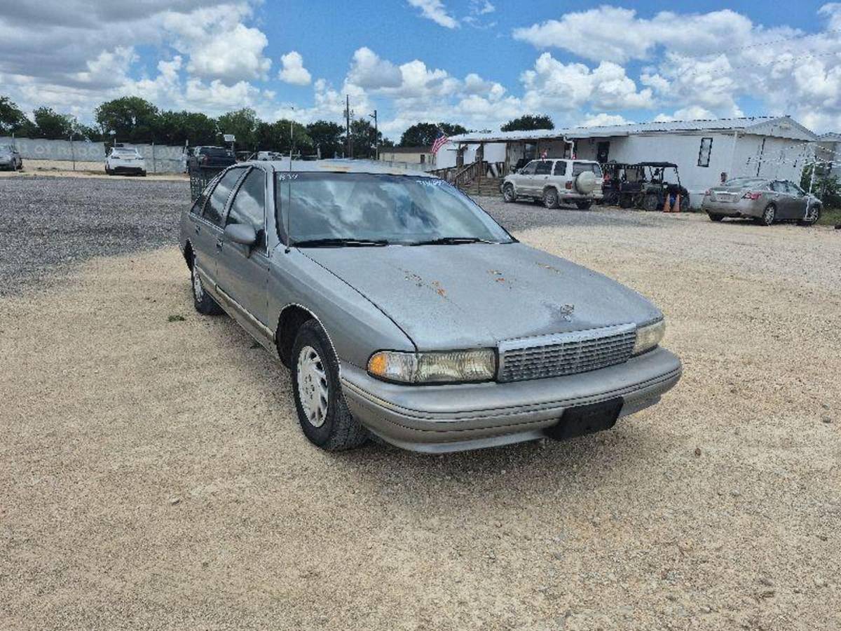 Chevrolet-Caprice-classic-1994-6