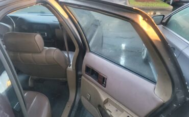 Chevrolet-Caprice-classic-1995-grey-3