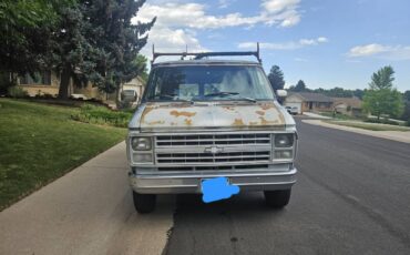 Chevrolet-Cargo-van-g30-series-1989-silver-2