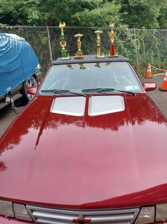 Chevrolet-Cavalier-1989-Red-3