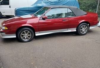Chevrolet-Cavalier-1989-Red-4