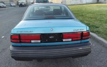 Chevrolet-Cavalier-1993-3