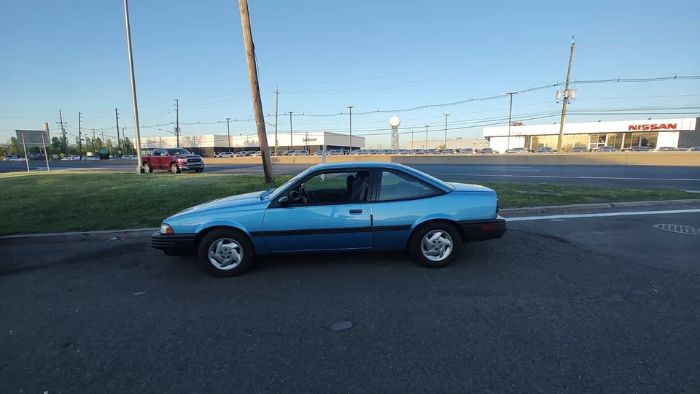 Chevrolet-Cavalier-1993-4
