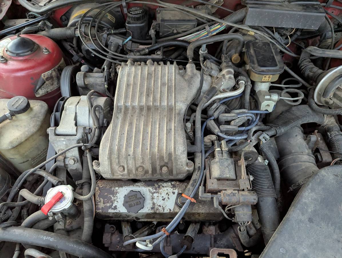 Chevrolet-Cavalier-convertible-1985-red-11