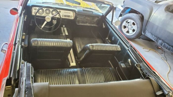 Chevrolet-Chevelle-1964-Red-Black-2