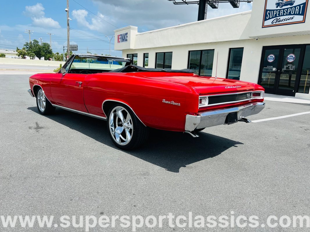 Chevrolet-Chevelle-1966-Convertible-2