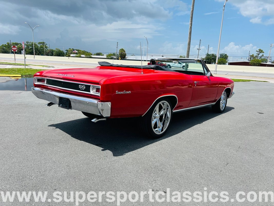 Chevrolet-Chevelle-1966-Convertible-4