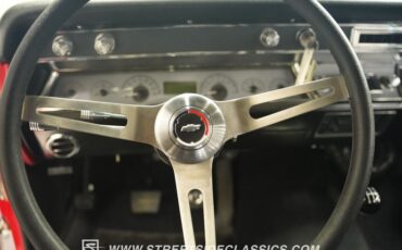 Chevrolet-Chevelle-1966-Regal-Red-Black-37