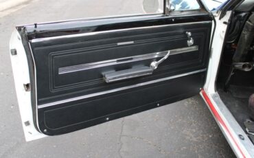 Chevrolet-Chevelle-1966-White-Black-5
