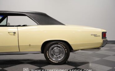 Chevrolet-Chevelle-1967-Butternut-Yellow-Black-24