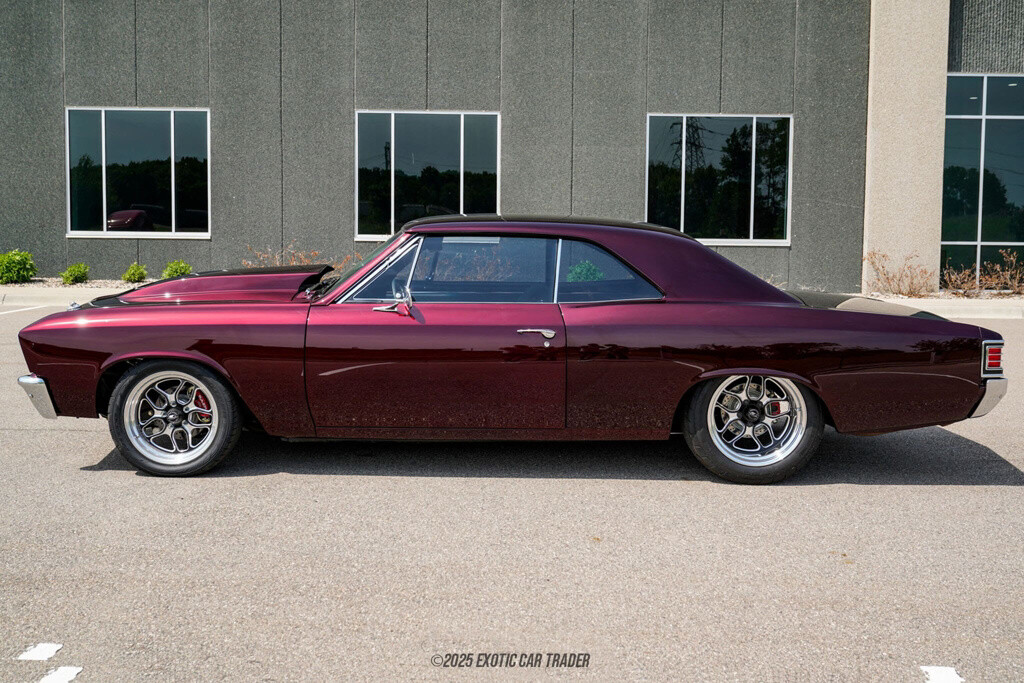 Chevrolet-Chevelle-1967-Coupe-2