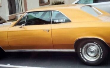 Chevrolet-Chevelle-1967-Gold-Black-7