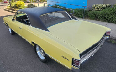 Chevrolet-Chevelle-1967-Sedan-14