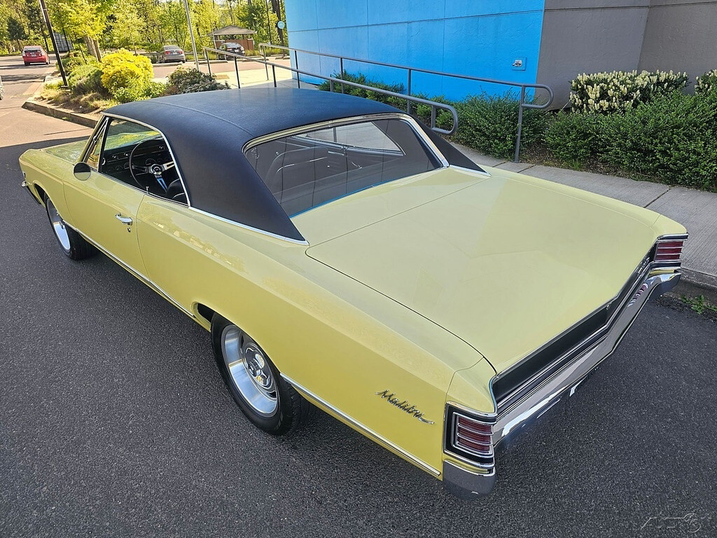 Chevrolet-Chevelle-1967-Sedan-14