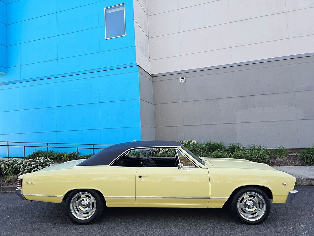 Chevrolet-Chevelle-1967-Sedan-3
