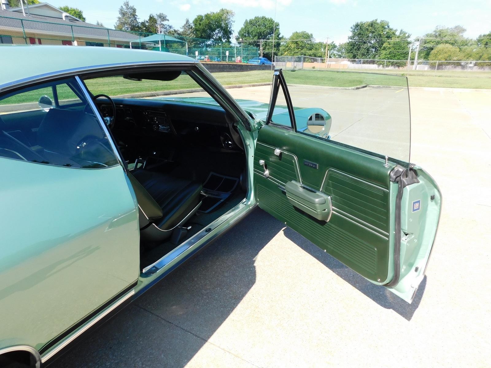 Chevrolet-Chevelle-1968-HARDTOP-12
