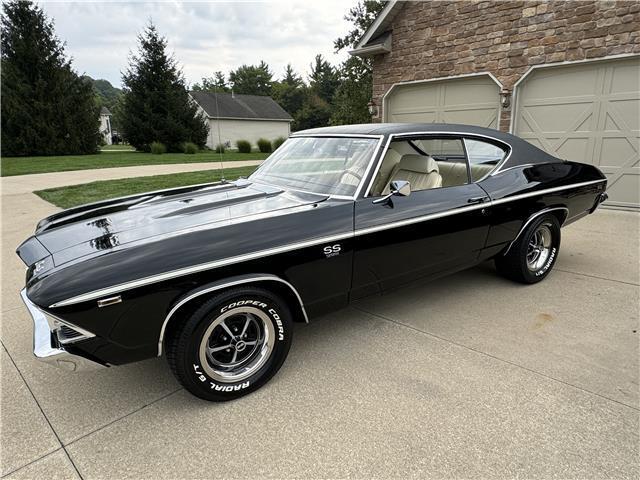 Chevrolet-Chevelle-1969-2-Door-Coupe-27