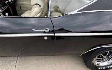 Chevrolet-Chevelle-1969-2-Door-Coupe-29