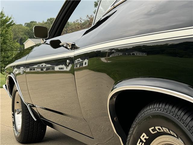 Chevrolet-Chevelle-1969-2-Door-Coupe-3