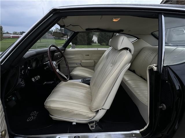 Chevrolet-Chevelle-1969-2-Door-Coupe-5