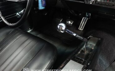 Chevrolet-Chevelle-1969-Cortez-Silver-Black-40