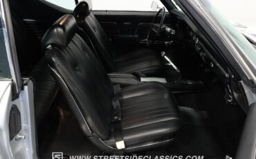 Chevrolet-Chevelle-1969-Cortez-Silver-Black-43