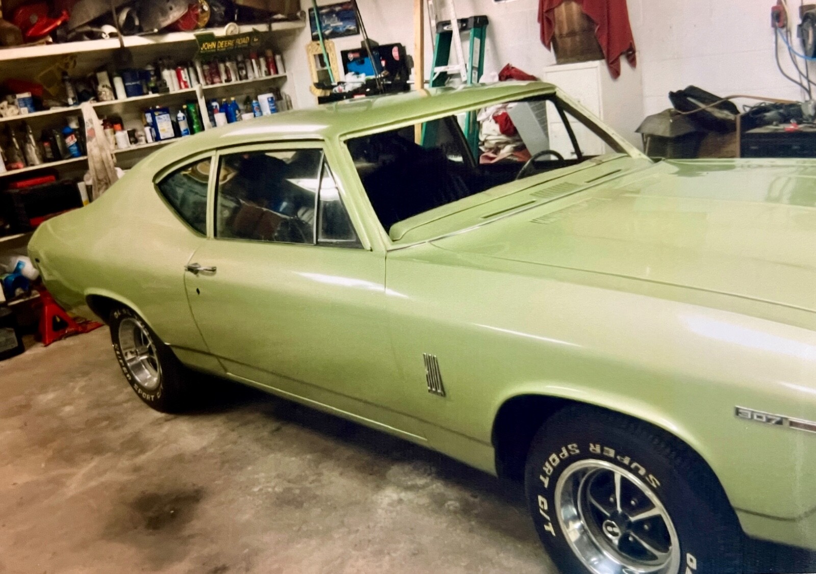 Chevrolet-Chevelle-1969-Sedan-1
