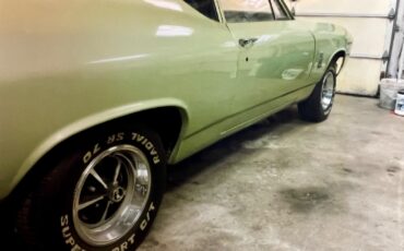 Chevrolet-Chevelle-1969-Sedan-2