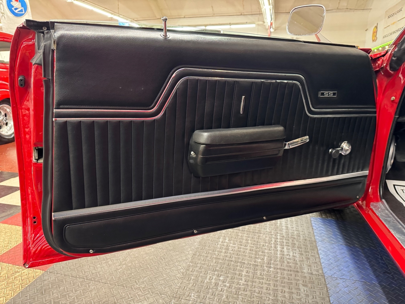 Chevrolet-Chevelle-1972-2-Door-34