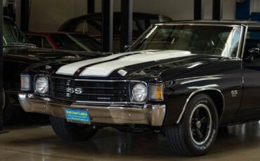 Chevrolet-Chevelle-1972-2-Door-Hardtop-1