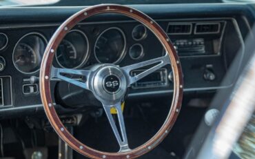 Chevrolet-Chevelle-1972-2-Door-Hardtop-29