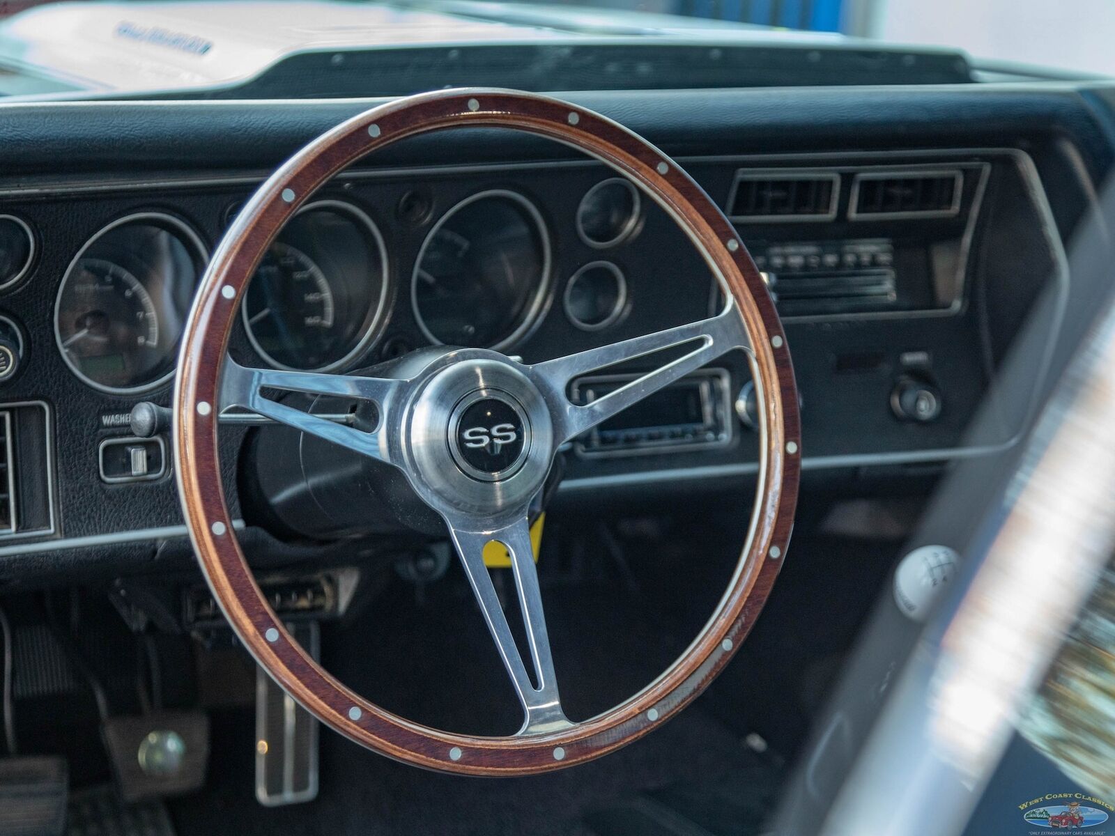 Chevrolet-Chevelle-1972-2-Door-Hardtop-29